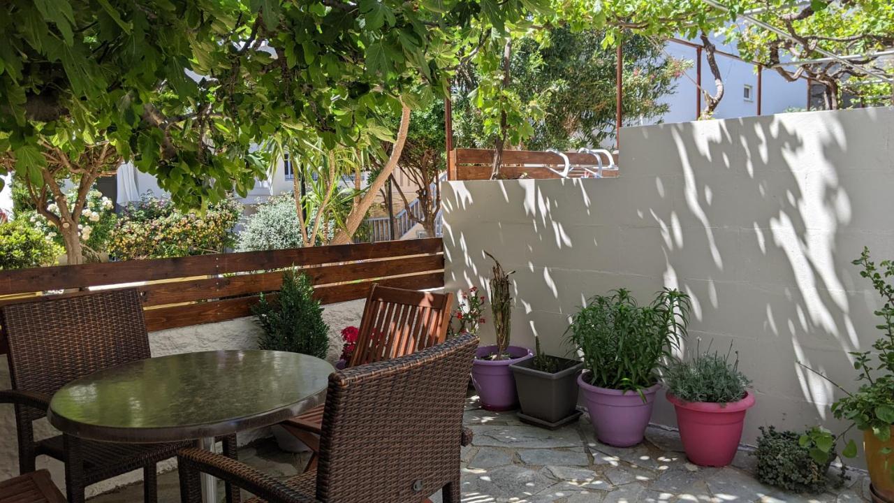 Pension Irene Sougia Exterior foto